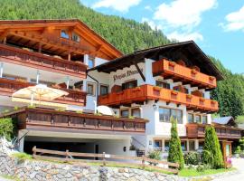 Pension Widmann, hotel em Stulles