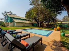 Kasongo Lodge, B&B in Victoriawatervallen