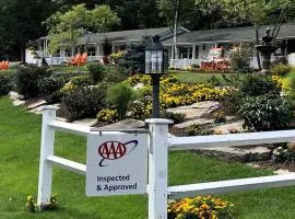 Elegant Bed and Breakfast Room with Beautiful Water Views near Lincolnville, Maine