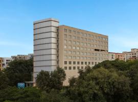 Four Points by Sheraton Hotel and Serviced Apartments Pune, hotel in Pune