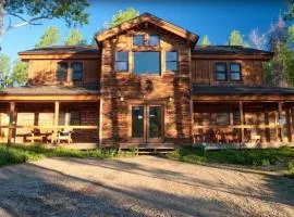 Charming Cabin Rental near Hot Springs in Howelsen Hill Ski Area, Colorado