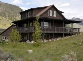 Spacious Vacation Home with Madison River Frontage near Yellowstone in Ennis, Montana