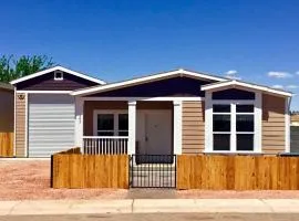 Large Family Retreat in Page, Arizona, Perfect for a Weekend Getaway for Large Groups