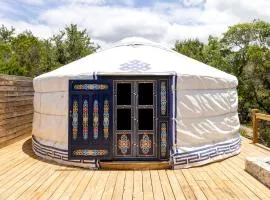 Gorgoeus Yurt for a Romatic Getaway in Wimberly, Texas