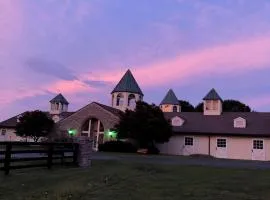 Stay in a Converted Horse Stall Suite with Private Bath, Breakfast & Farm Views Near Old Hickory Lake