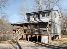 Radiant Riverfront Cabin Sanctuary near Cacapon River in West Virginia