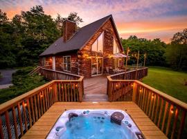 Incredible New York Cabin with a Spa and Movie Theater, ξενοδοχείο σε Livingston Manor