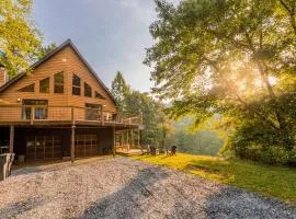 Incredible Mountain Cabin with Private Creek and Hot Tub Allowing Outstanding Views in Bryson City