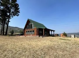 Off-Grid Luxury Cabin for Great Montana Weekend Getaways