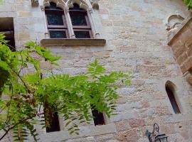 Commanderie des Templiers, hotel v destinaci Figeac