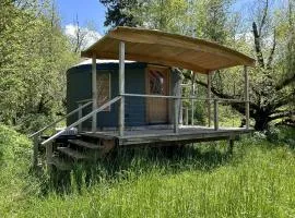 Amazing Romantic Yurt with Spectacular Landscape Views in Oregon