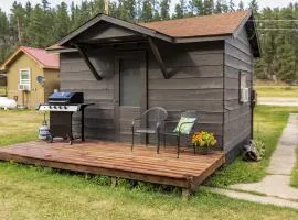 Cozy Tiny Cabin 8 in Rapid City, SD