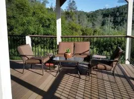 Comfortable Mountain Getaway in Penn Valley, California