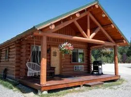 Rustic-Chic Log Cabin with King Bed & Kitchen | Bonners Ferry, Idaho Retreat