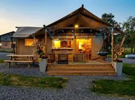 Beautiful Secluded Tented Cabin with Fire Pit in Sevierville, Tennessee