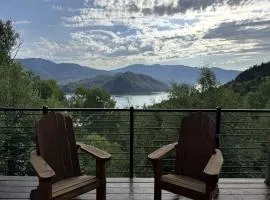Mountain Cabin with Lake Views and Hot Tub Near Palisades Reservoir, Idaho
