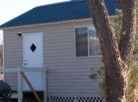 Comfy Vacation Rental with Wi-Fi and Kitchenette in Meadview, Arizona
