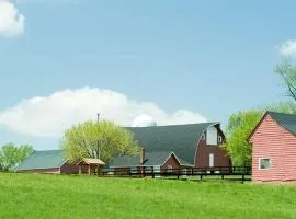 1856 Manor Vacation Rental on Huge Horse and Cattle Farm near Charlottesville, Virginia