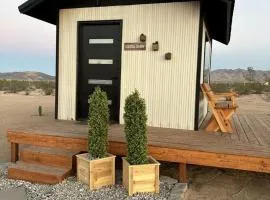 Cute Casita with Incredible Amenities for a Unique Romantic Getaway in Joshua Tree, California