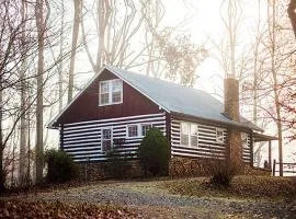 Charming Glamping Rental with Fireplace near Great Smoky Mountains National Park