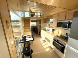 Secluded Tiny House Oasis in Grand Junction: Nature's Perfect Glamping Hideaway in Colorado