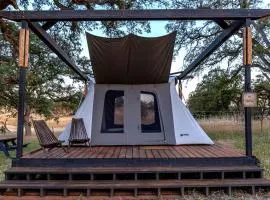 Cute, Lakeside Glamping Bell Tent + Amenities, Wheatland, California