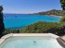 Sardegna Rivanhouse Suite stunning sea view hydromassage and direct access to the sea