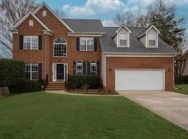 Suburban Sanctuary in Charlotte, North Carolina