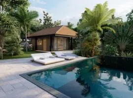 Villa Louise Choengmon bay koh Samui beach, 3 bedrooms, 8 guests, pool and garden