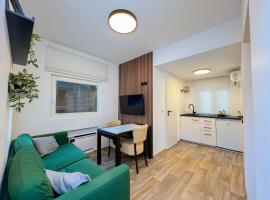 Hi&scaron;ka pod hrastom, G110 Podčetrtek, Aqualuna, Olimia، مكان تخييم فخم في بوتْشيترتيك