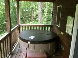 Family-Friendly Cabin with Private Hot Tub near Charlotte, North Carolina