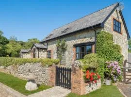 2 bed property in Godshill Isle of Wight IC149