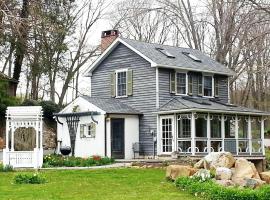 Charming Cottage Getaway with an Indoor Fireplace in Chester Springs, Pennsylvania, hotel v destinácii Chester Springs