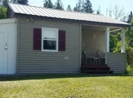 New Hampshire Cabin near Pittsburg, Ideal for a Vacation in Nature