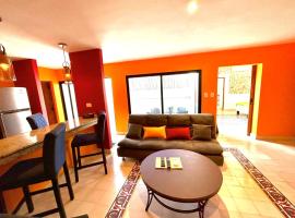 Casa Michela512 ,Piscina y Mérida centro, hotel in Mérida