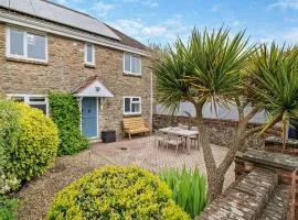 2 Bed in Bridport 94222