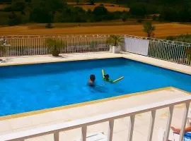 Appartement N°1 - Piscine Partagée
