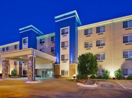Holiday Inn Express Fremont by IHG: Fremont şehrinde bir ucuz otel