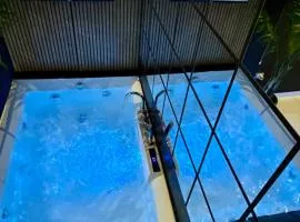 AMA Esclusive SPA Madama