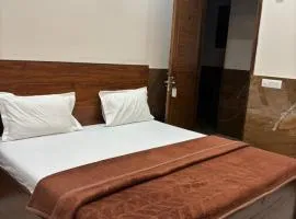 The Roop Mahal, hotel,