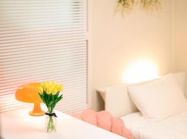 신규오픈 주차가능 서울대입구역1분 샤로수길3분 공항버스3분 올리모델링, hotel em Seul