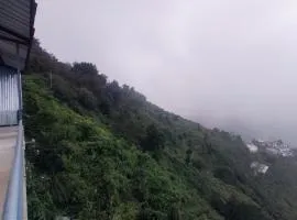 Voga View Hotel and Restro