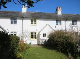 4 Coastguard Cottage, West Wittering