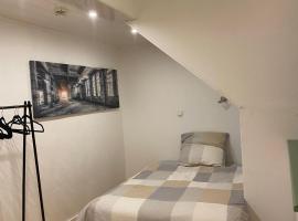 1 bedroom with private bathroom & Kitchenette, ξενοδοχείο σε Oberthulba