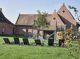 Diksmuide Mansion with Games