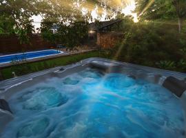 Lubi Lodge，巴拉頓博格拉爾的木屋