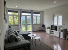 Casa De Casarelhos, hotel in Cova