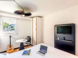 埃武拉宜必思酒店