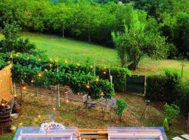 The SkyRoom - La Casa dei Nonni, camping em Isola del Gran Sasso dʼItalia