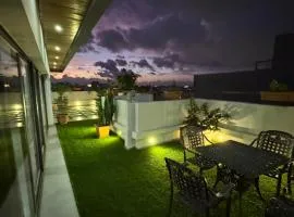Moderne 2 bed Penthouse